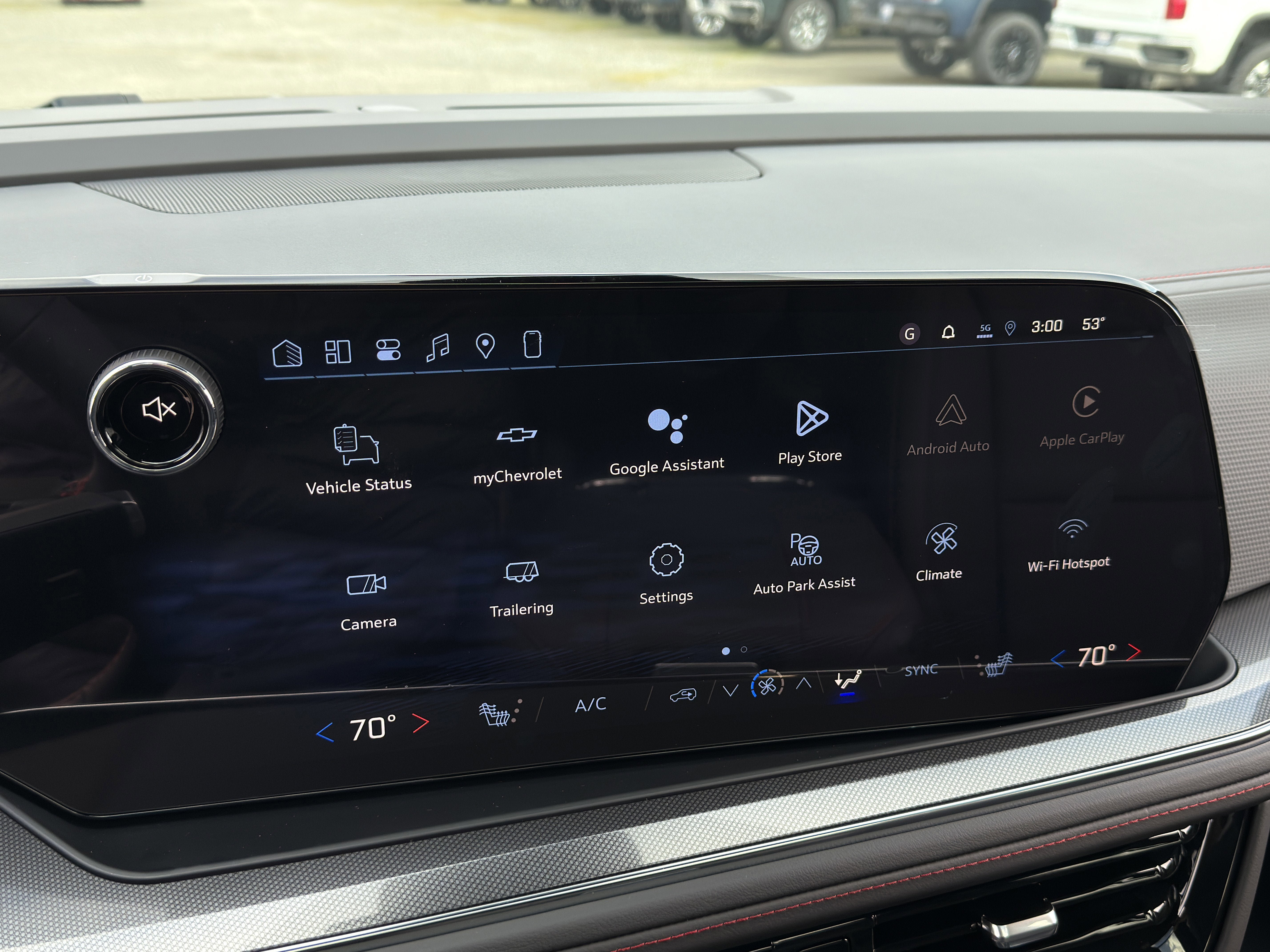 New 2026 Chevrolet Suburban RST w/ Comfort Package AWD/4WD image 16