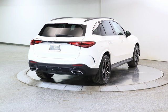 Used 2025 Mercedes-Benz GLC 350e 4MATIC w/ AMG Line image 14