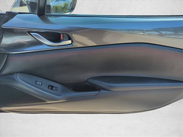 Used 2017 MAZDA MX-5 Miata RF Grand Touring image 27