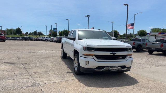 Used 2017 Chevrolet Silverado 1500 LT w/ All Star Edition AWD/4WD image 3