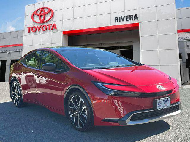 Certified 2026 Toyota Prius Plug-In Hybrid FWD image 9