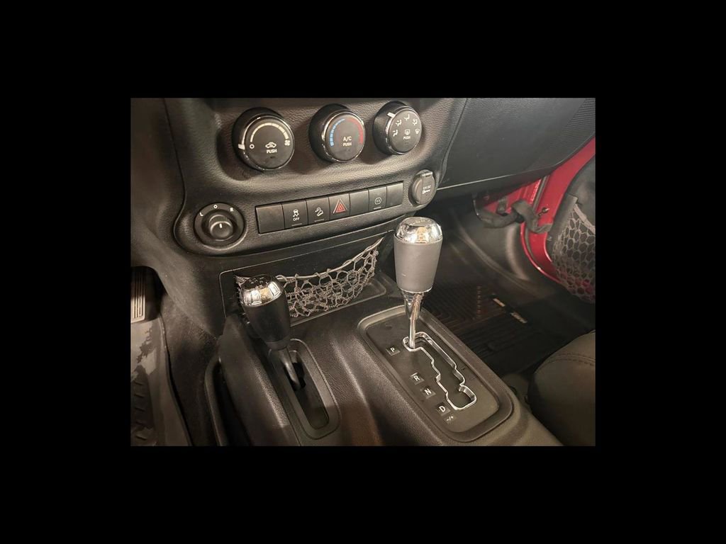 Used 2012 Jeep Wrangler Unlimited Sahara w/ Dual Top Group image 24