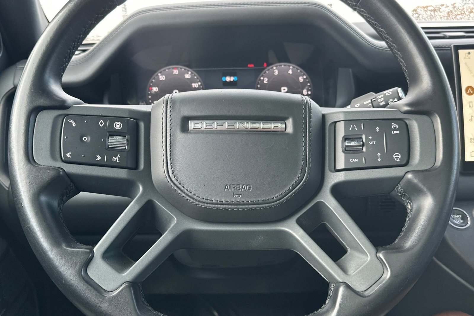 Used 2024 Land Rover Defender 110 X image 18