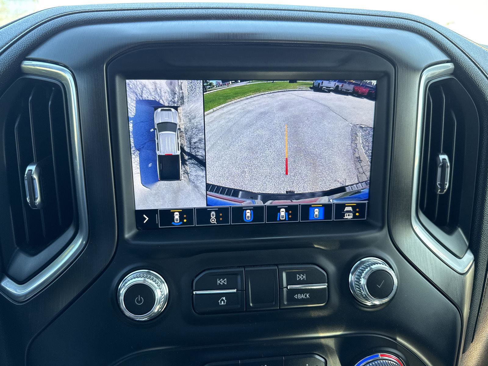 Used 2022 GMC Sierra 2500 AT4 w/ AT4 Preferred Package AWD/4WD image 25