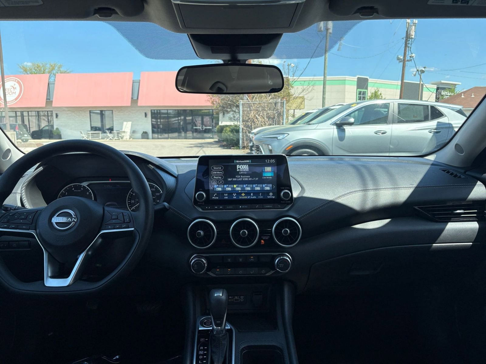 Used 2025 Nissan Sentra SV FWD image 31