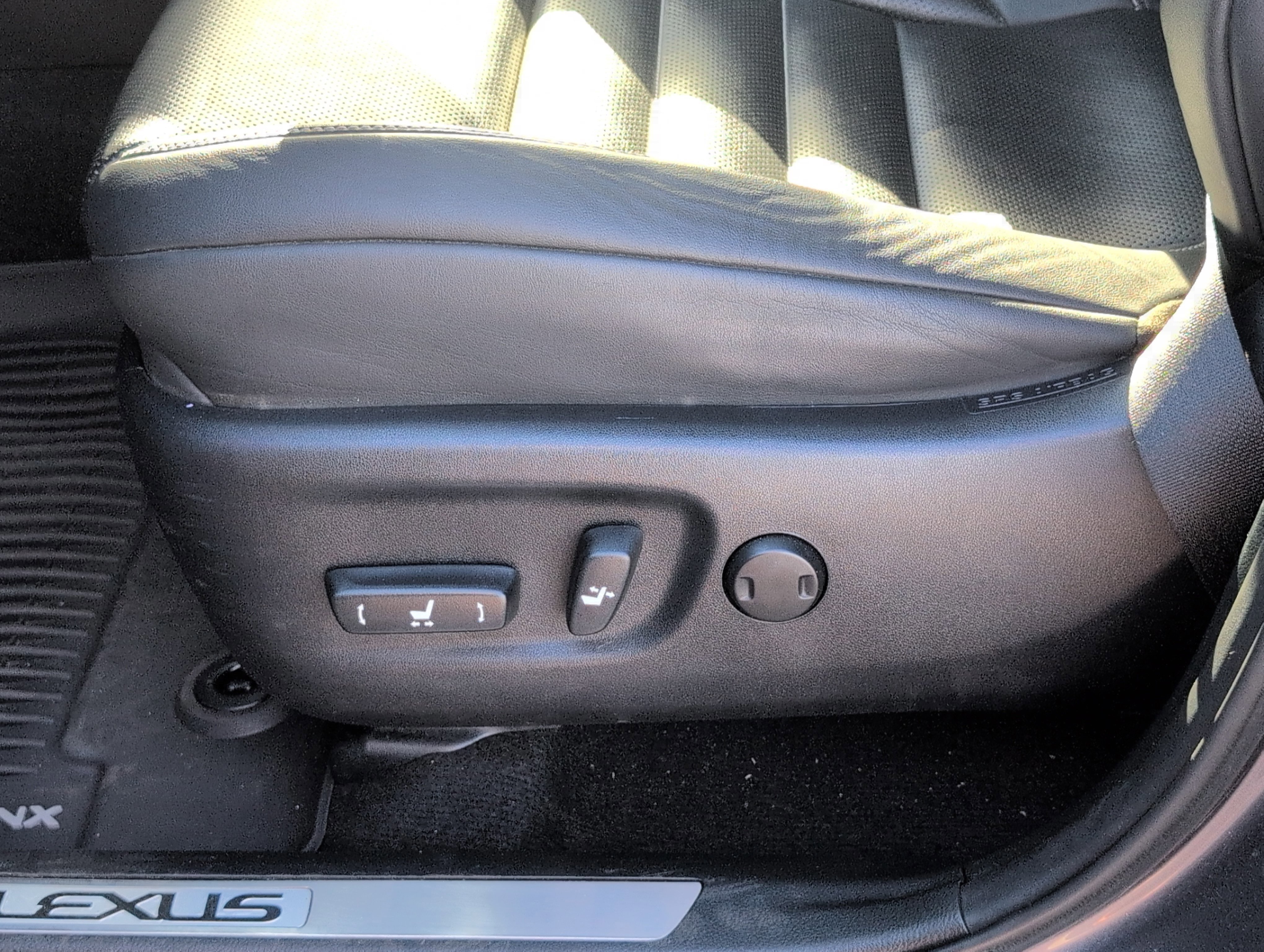 Used 2021 Lexus NX 300 F Sport w/ F Sport Premium Package FWD image 14