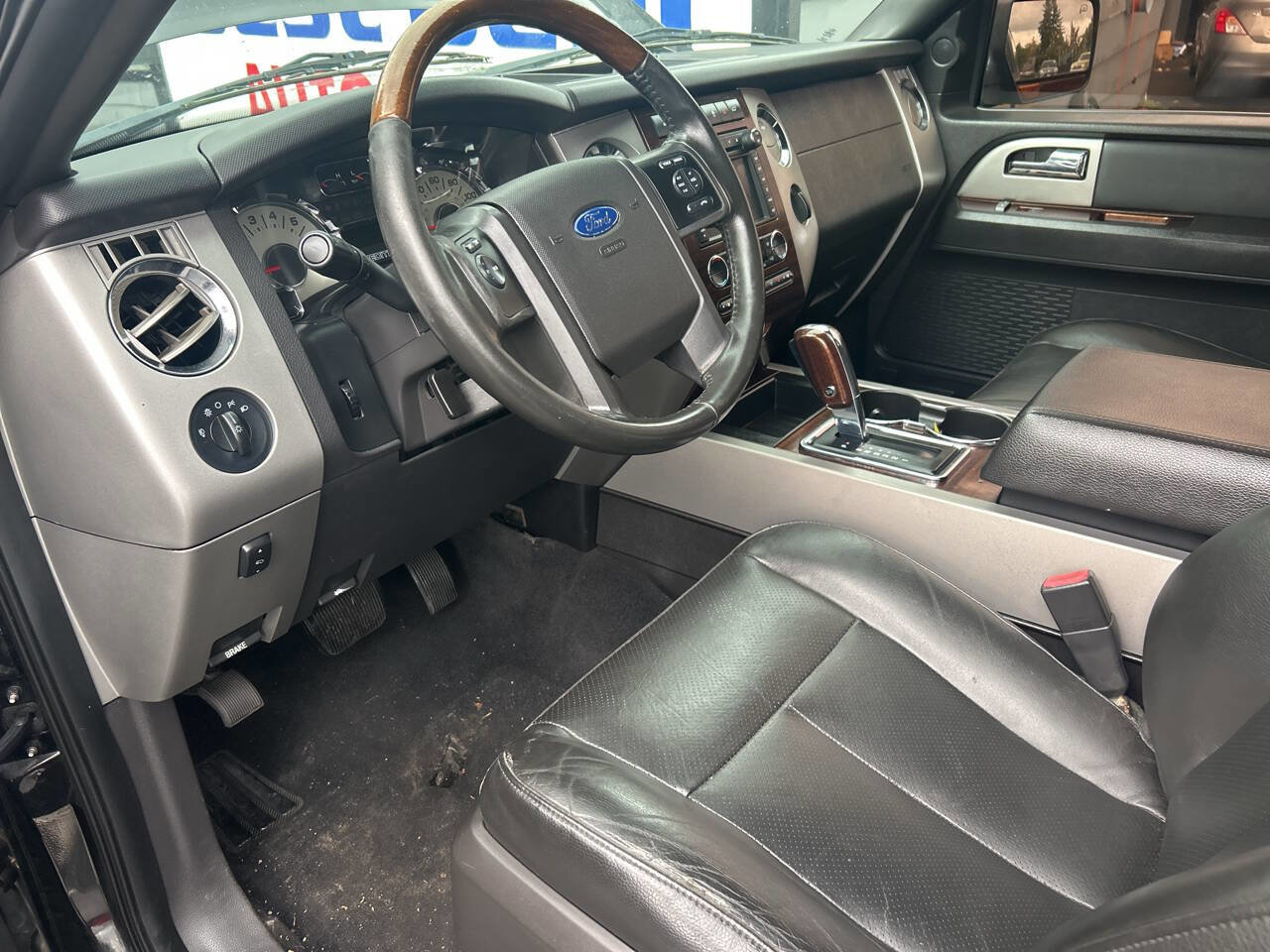 Used 2009 Ford Expedition EL Limited image 10