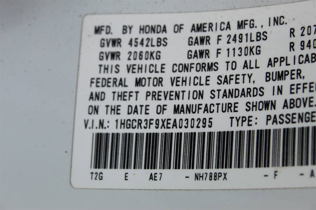 Used 2014 Honda Accord Touring image 18