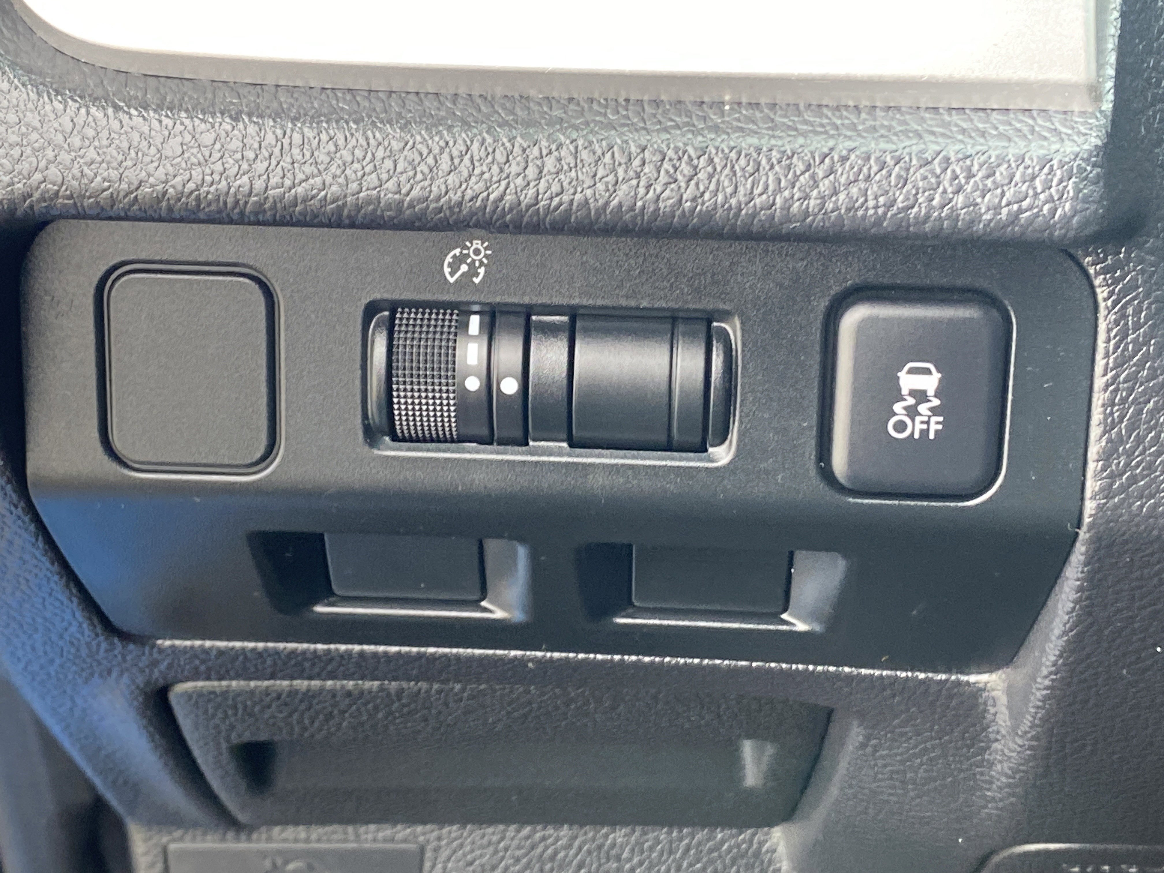 Used 2016 Subaru Crosstrek 2.0i Premium image 31