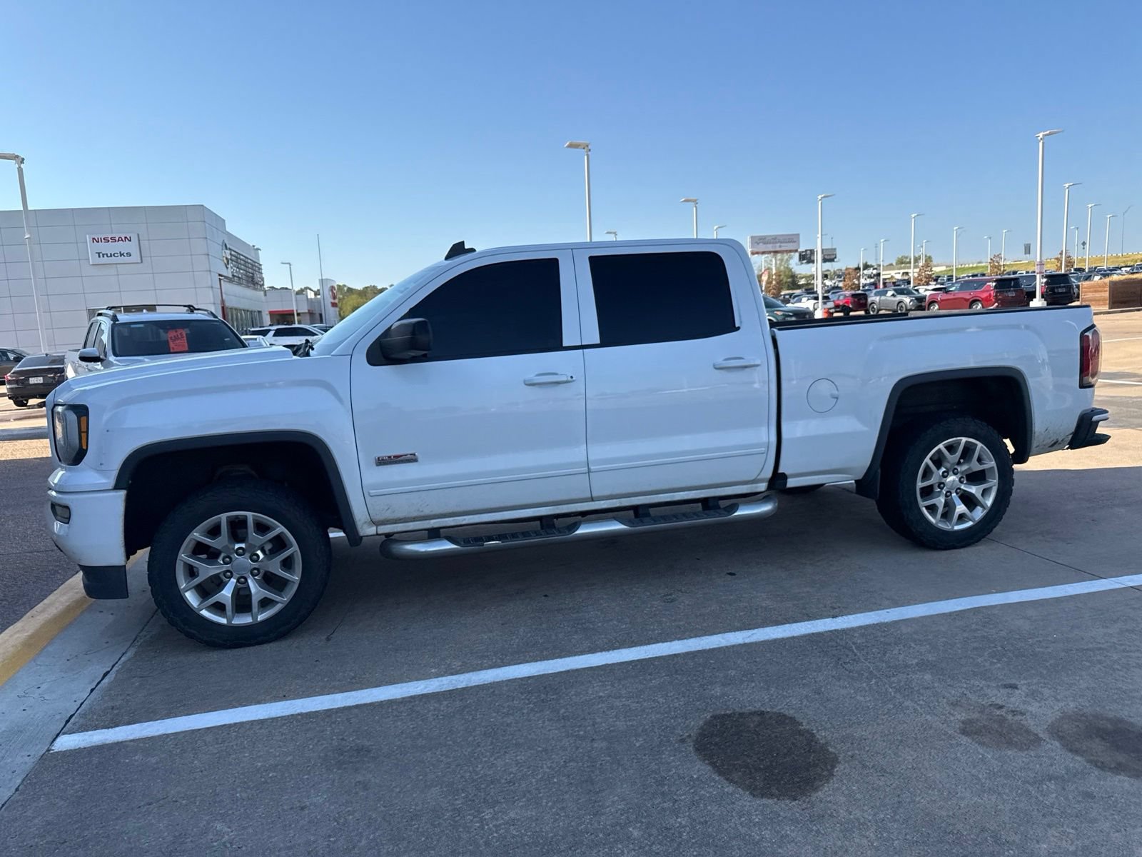 Used 2017 GMC Sierra 1500 SLT w/ All Terrain Package AWD/4WD image 3