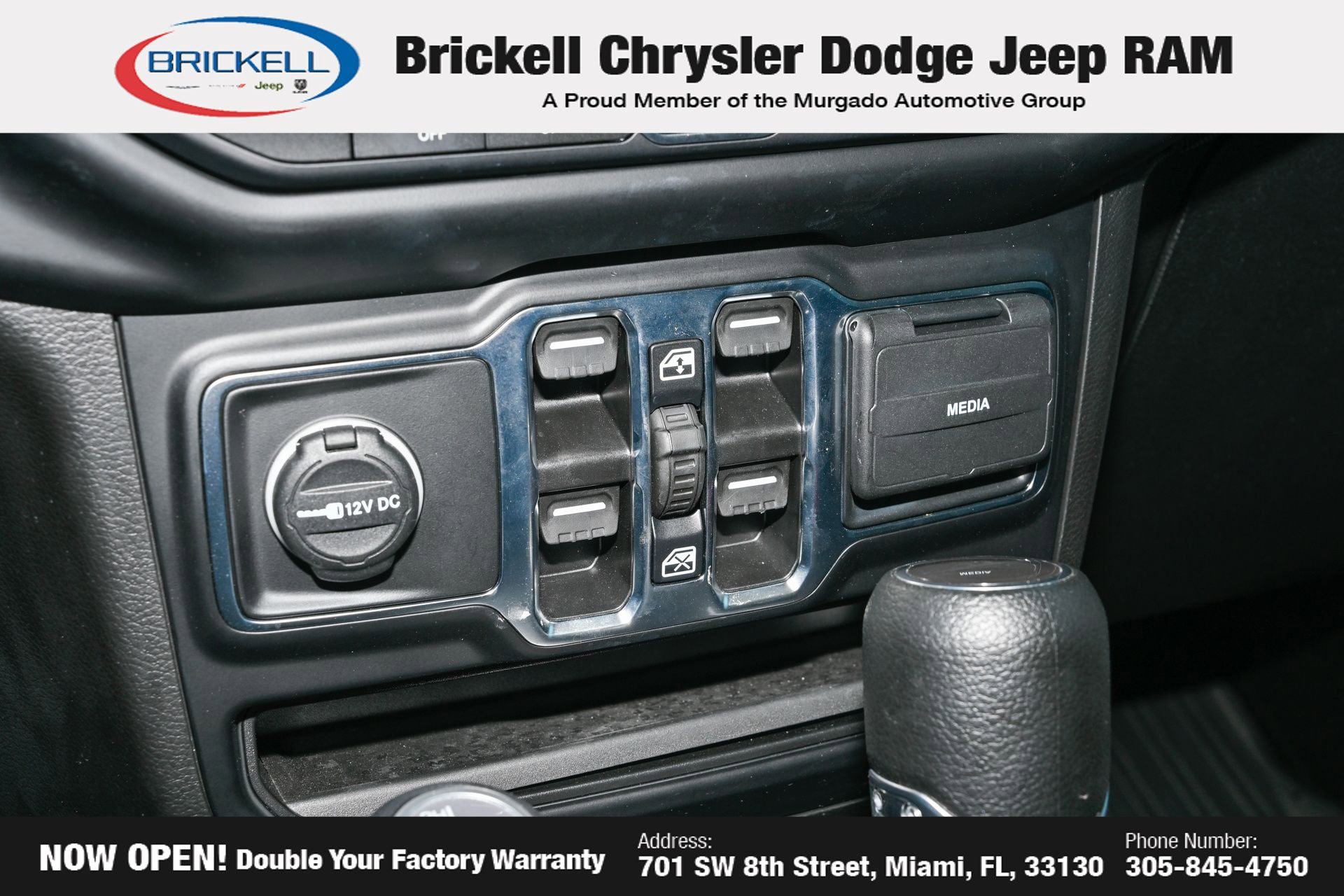 Used 2023 Jeep Gladiator Sport AWD/4WD image 24
