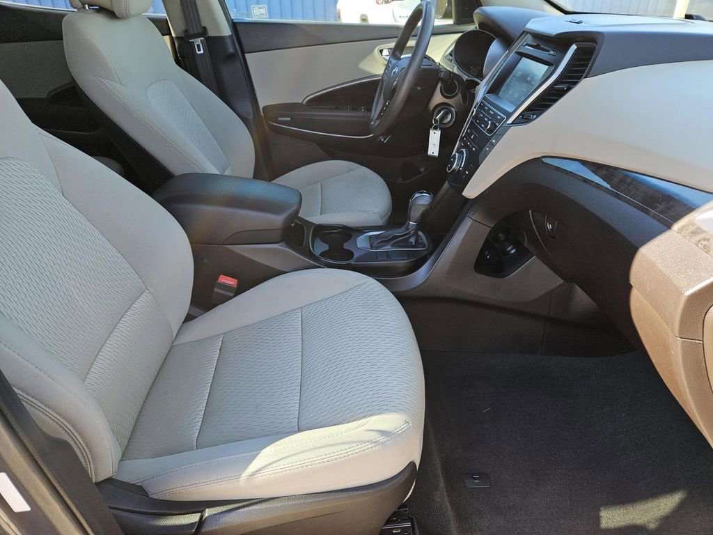 Used 2017 Hyundai Santa Fe Sport image 29