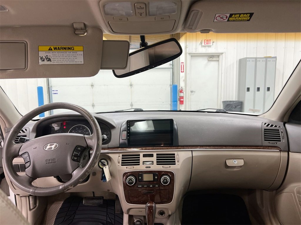 Used 2008 Hyundai Sonata SE image 10