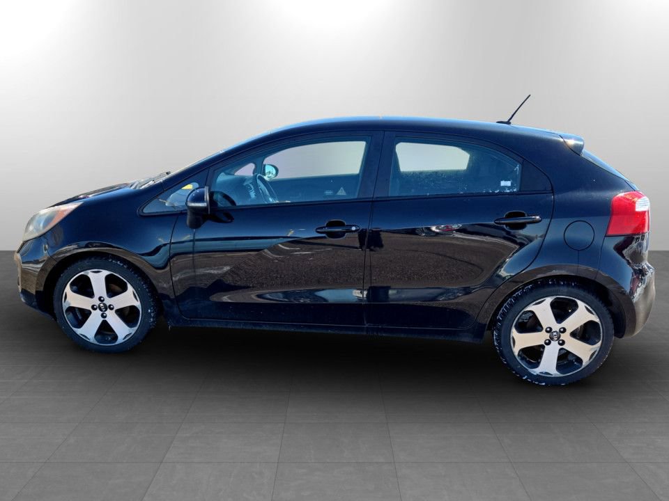 Used 2012 Kia Rio SX image 10