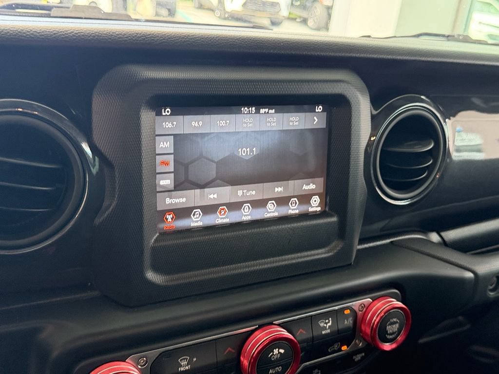 Used 2022 Jeep Gladiator Sport AWD/4WD image 13