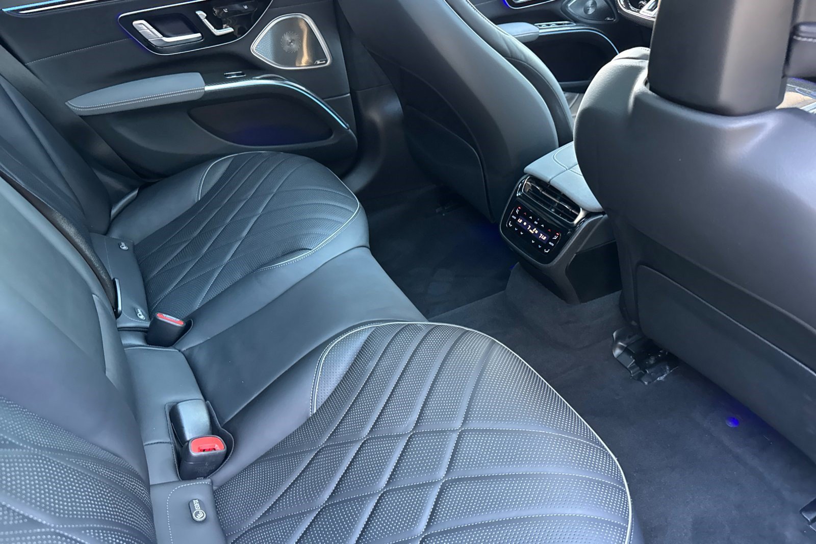 Certified 2023 Mercedes-Benz EQS AMG 4MATIC image 33