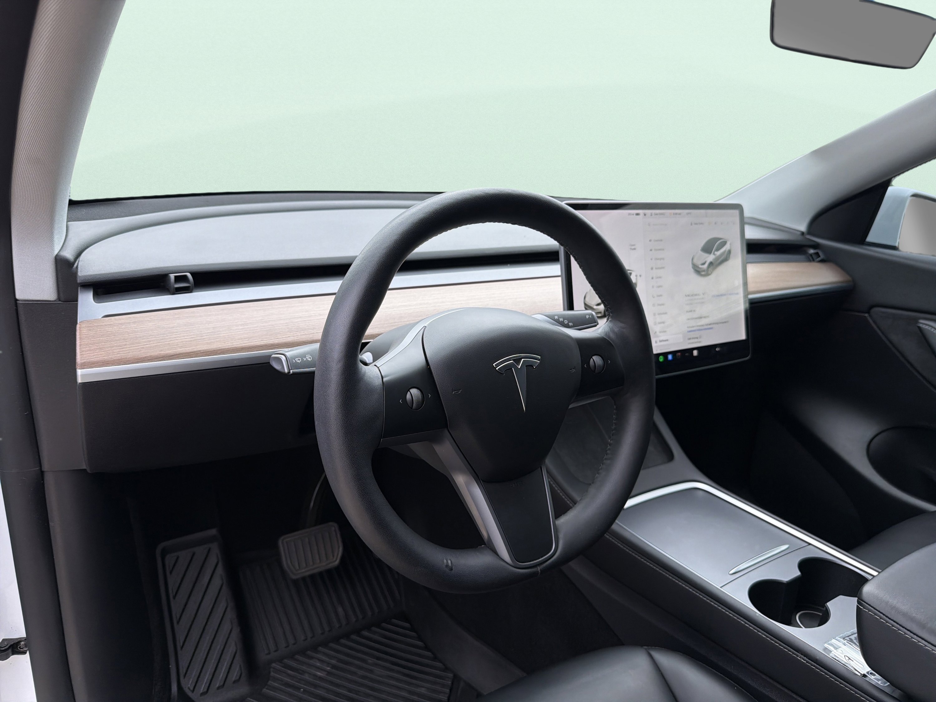 Used 2021 Tesla Model Y Long Range AWD/4WD image 19