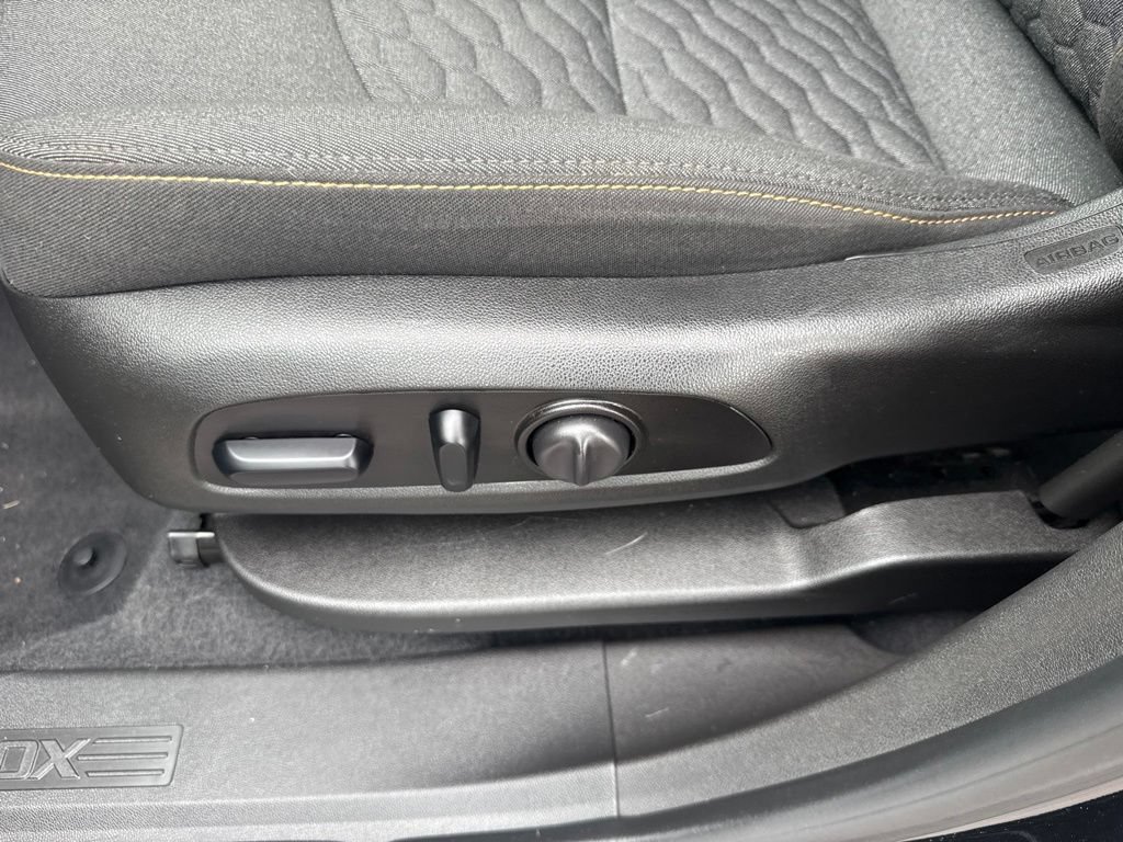 Certified 2021 Chevrolet Equinox LT AWD/4WD image 18