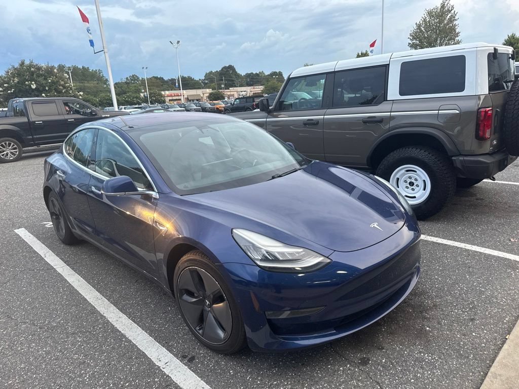 Used 2018 Tesla Model 3 Performance AWD/4WD image 2