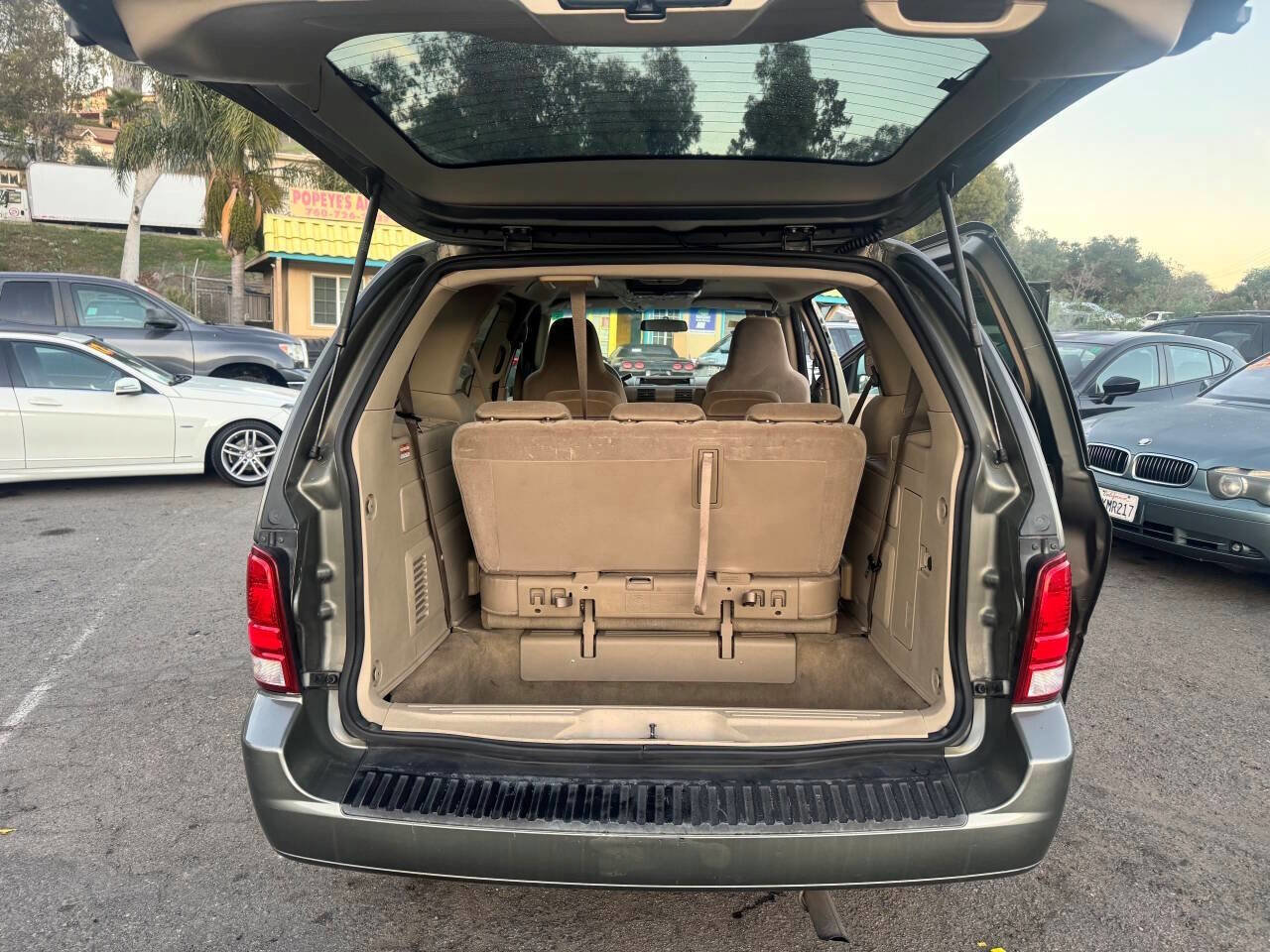 Used 2005 Ford Freestar SE image 13