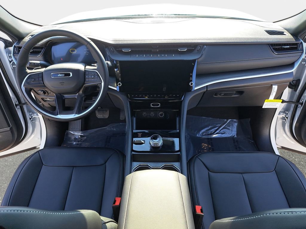 New 2026 Jeep Grand Cherokee L Limited image 9