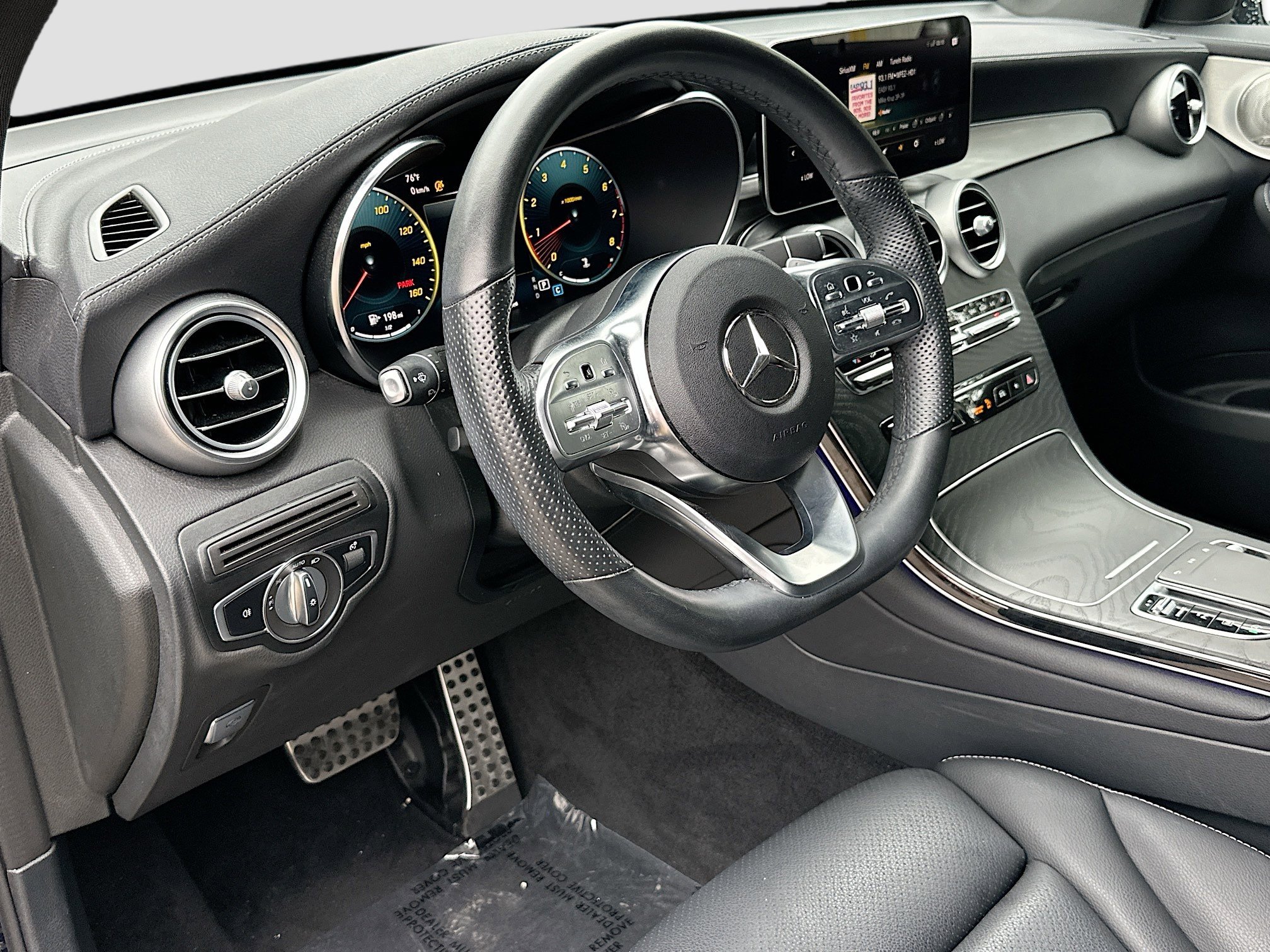 Used 2023 Mercedes-Benz GLC 300 4MATIC Coupe image 9