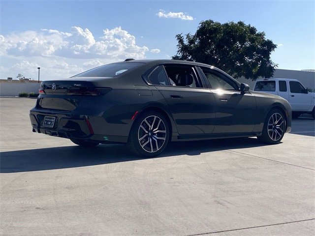 New 2026 BMW 740i w/ Premium Package image 6