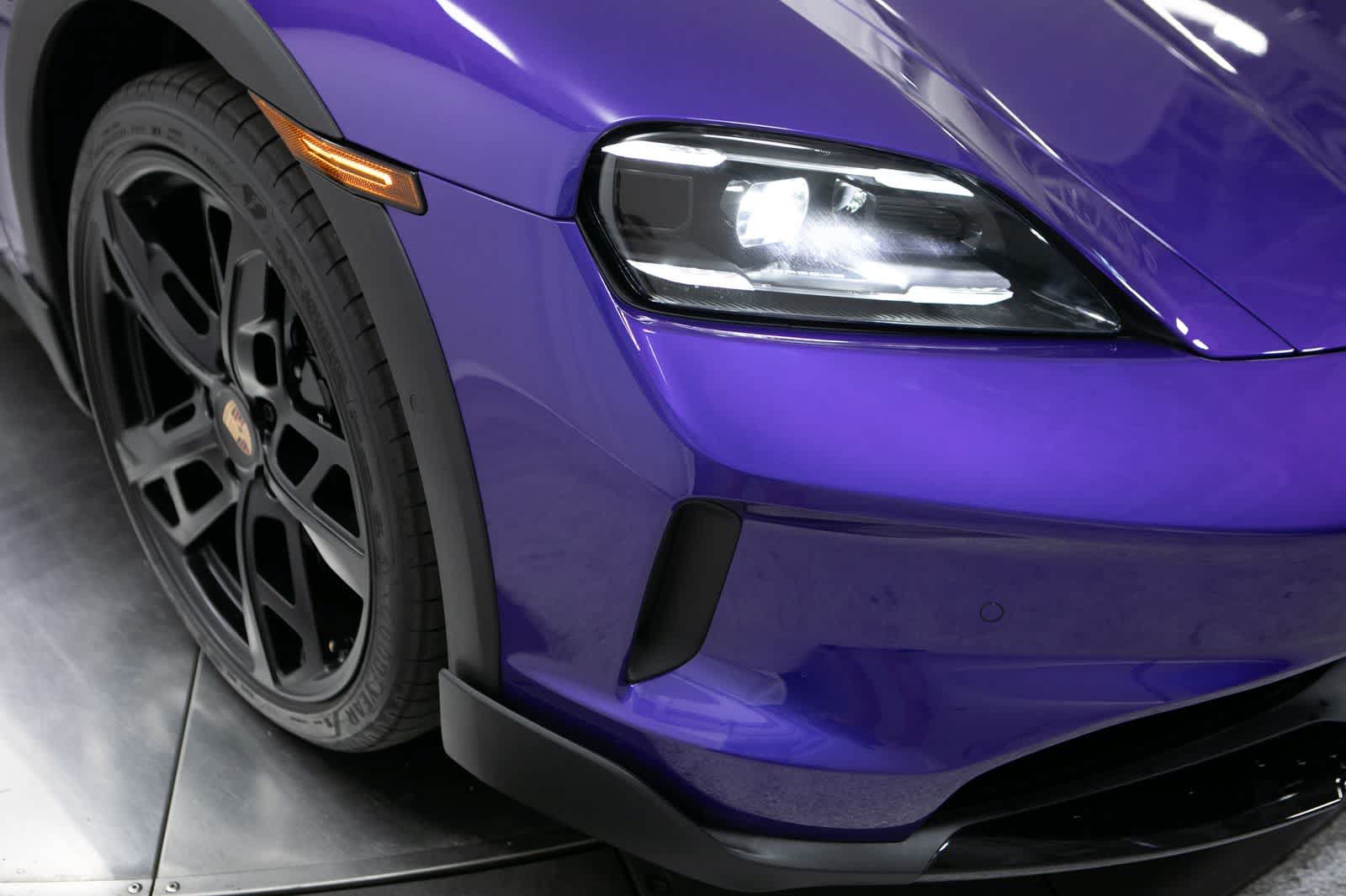 New 2026 Porsche Taycan 4S AWD/4WD image 12