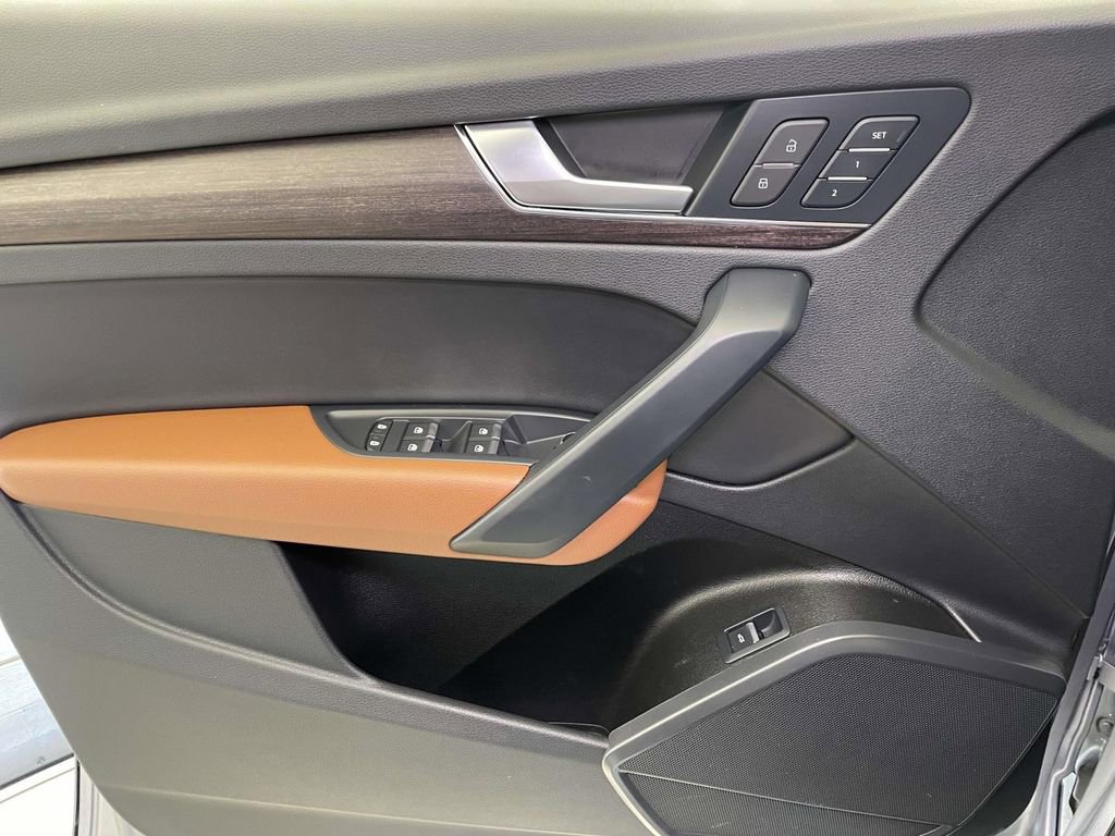 Certified 2023 Audi Q5 2.0T Premium w/ Convenience Package image 34