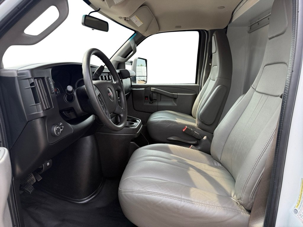Used 2019 GMC Savana 3500 w/ Power Convenience Package RWD image 12