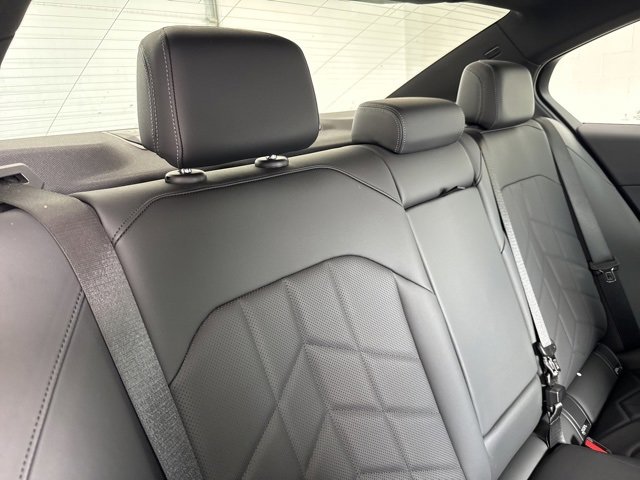 Used 2024 BMW 540i xDrive w/ M Sport Package image 51