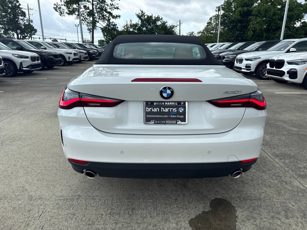 Used 2023 BMW 430i Convertible w/ Premium Package RWD image 4
