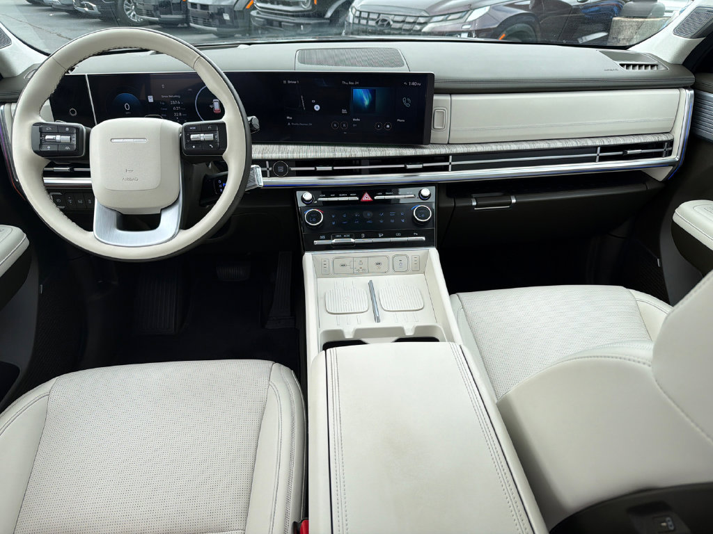 Used 2024 Hyundai Santa Fe Calligraphy FWD image 23