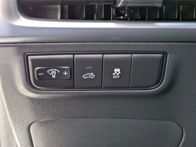 Used 2025 Hyundai Santa Cruz SEL image 14