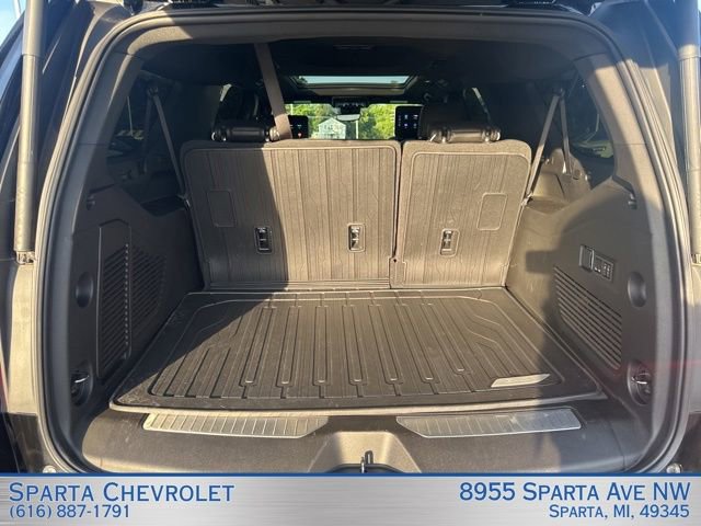 Used 2026 GMC Yukon XL AT4 Ultimate w/ LPO, Floor Liner Package AWD/4WD image 34
