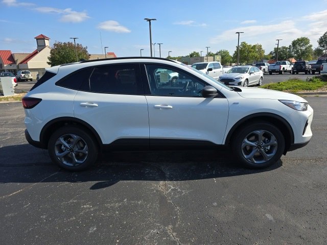New 2026 Ford Escape ST-Line w/ Cold Weather Package image 6