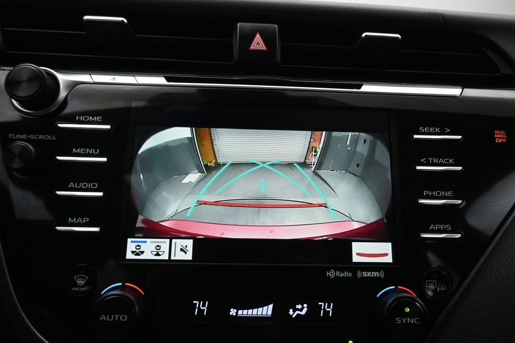 Used 2020 Toyota Camry SE w/ Sunroof Package FWD image 20