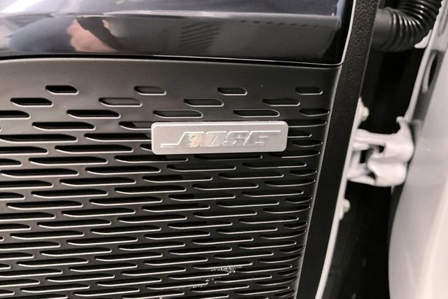 Used 2025 GMC Acadia AT4 w/ LPO, Floor Liner Package image 41