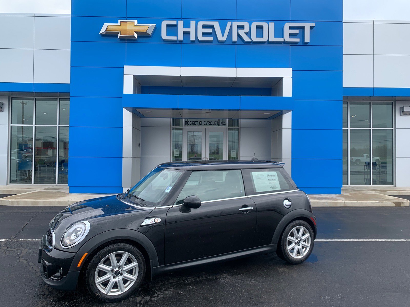 Used 2013 MINI Cooper S image 1