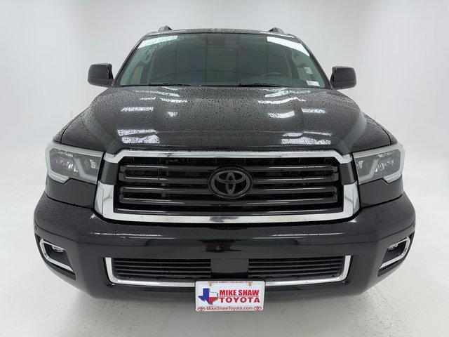 Used 2021 Toyota Sequoia TRD Sport image 3