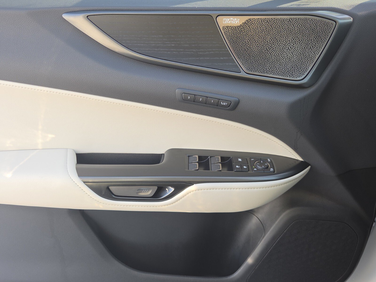 New 2026 Lexus NX 350 AWD w/ Cold Area Package image 32
