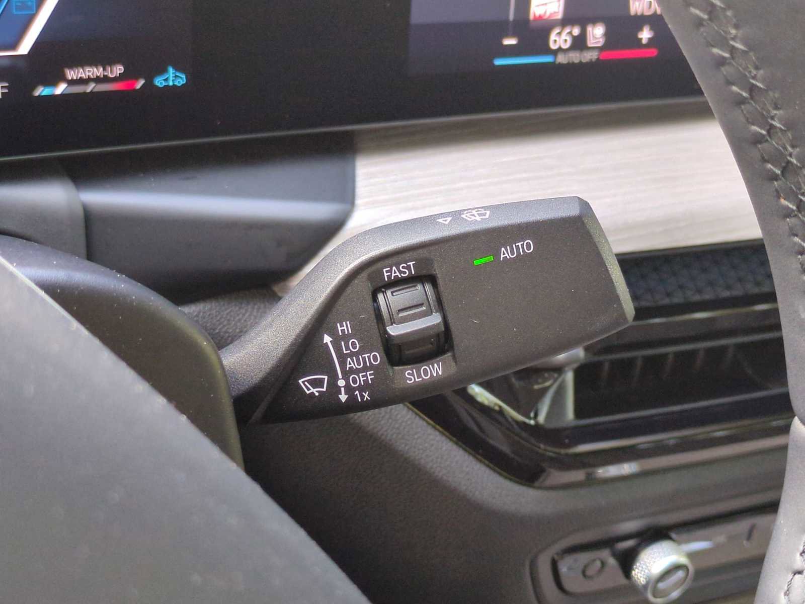 New 2025 BMW 330i xDrive Sedan w/ Premium Package image 27