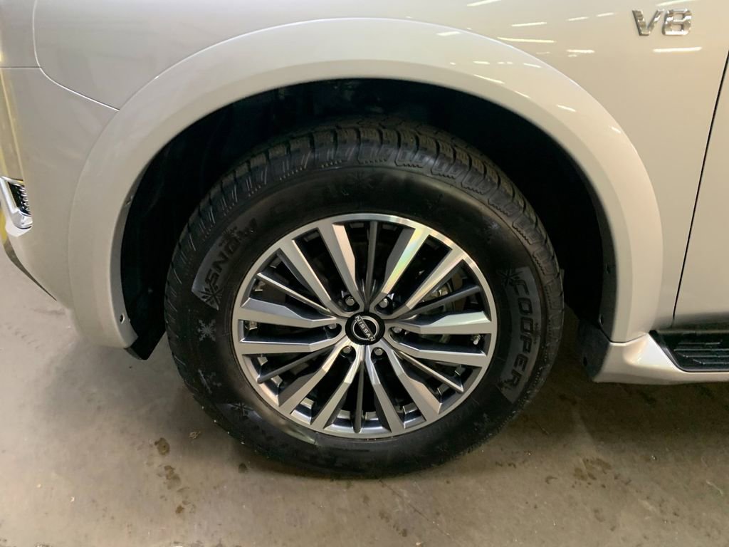 Used 2021 Nissan Armada SV w/ SV Appearance Package image 34