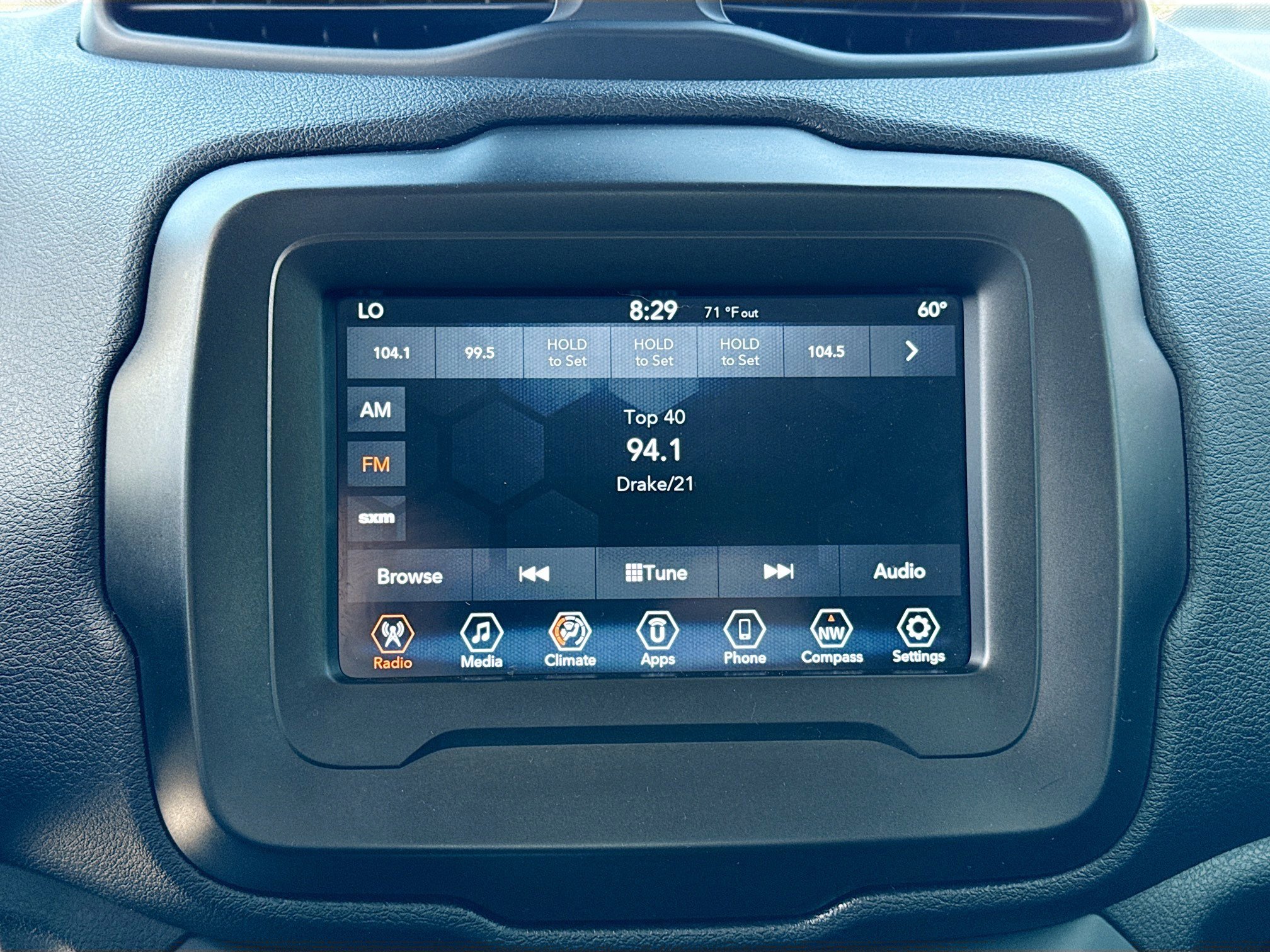 Used 2020 Jeep Renegade Latitude image 29