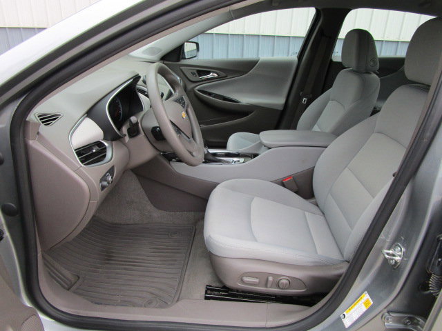 Used 2023 Chevrolet Malibu LT w/ Driver Confidence Package image 10