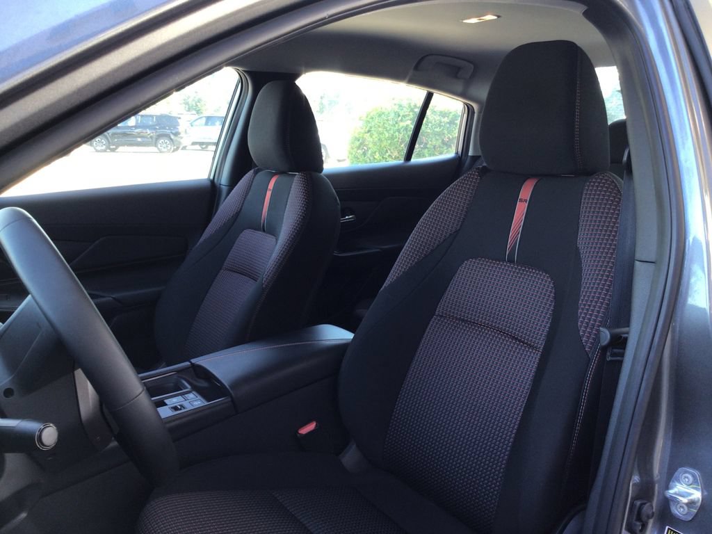Used 2026 Nissan Sentra SR w/ Floor Mat Package FWD image 24