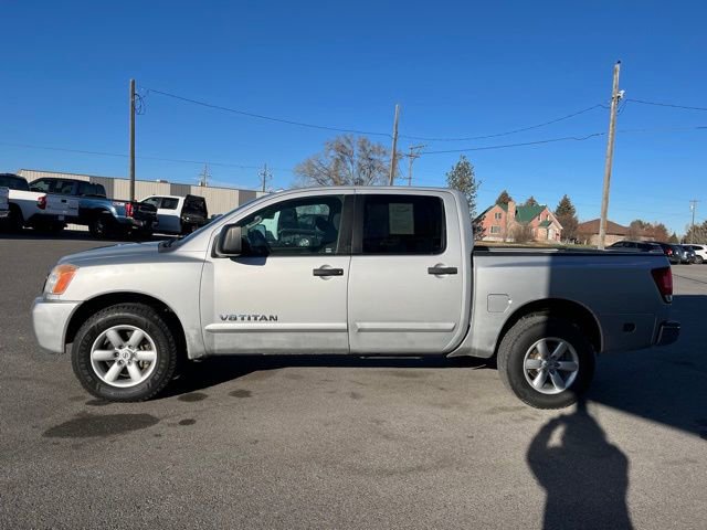 Used 2015 Nissan Titan S AWD/4WD image 7