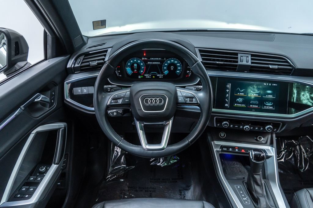 Used 2022 Audi Q3 2.0T Premium Plus w/ Premium Plus Package AWD/4WD image 14