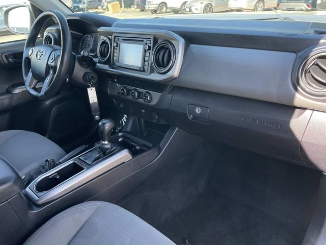 Used 2018 Toyota Tacoma SR5 image 34