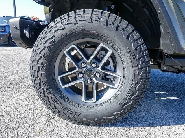 New 2026 Jeep Gladiator Mojave AWD/4WD image 13